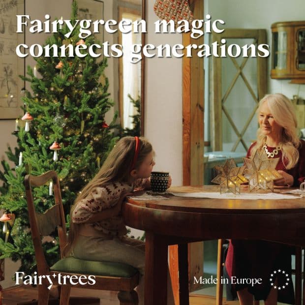 Artificial Bavarian fir Christmas tree 220 cm | FairyTrees FT32