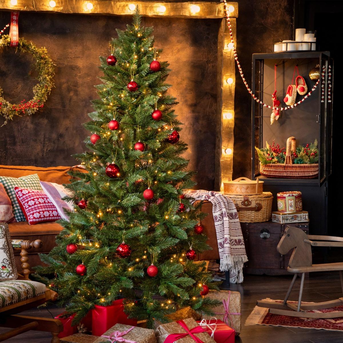 FairyTrees FT01 Christmas tree with red Christmas baubles