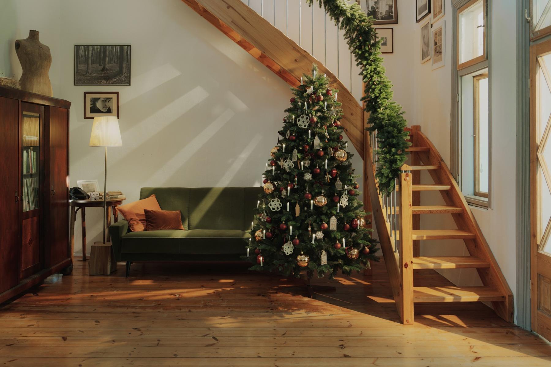 Decorated FairyTrees FT29 Christmas tree in a cosy cottage